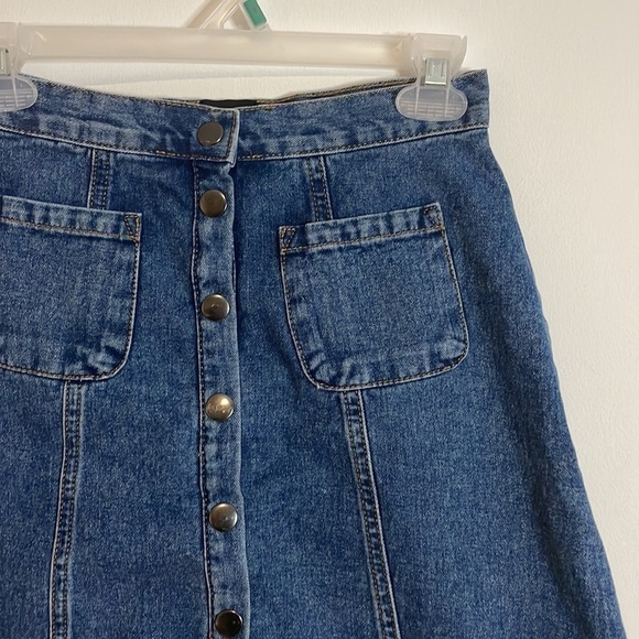 BDG Button Front Mini Denim Skirt Small Dark Blue Swing A-Line Pockets - Picture 3 of 11